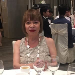 Meet your Posher, Eva